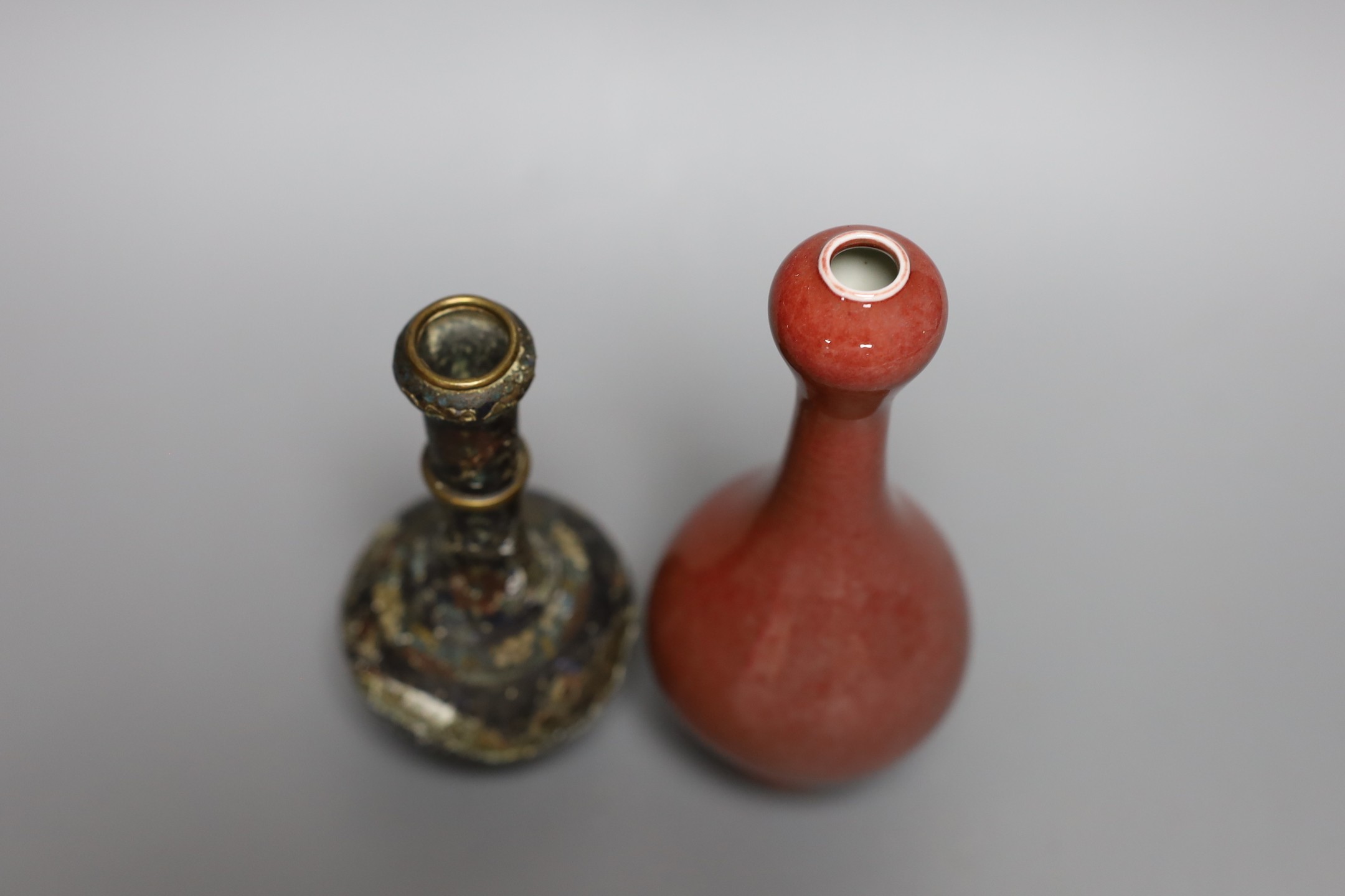 A Chinese Ming cloisonne vase and a red gourd vase, tallest 18cm tall